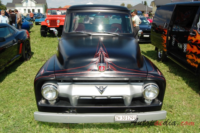 Ford F-series 2nd generation 1953-1956 (1954 F-100), front view