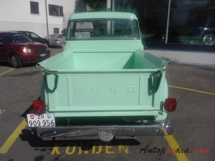 Ford F-series 2nd generation 1953-1956 (1956 V8 F-100), rear view
