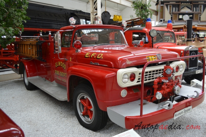 Ford F-series 3rd generation 1957-1960 (1958 Alexis fire engine), right front view