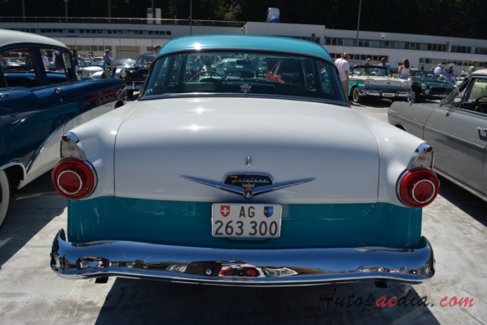 Ford Fairlane 1st generation 1955-1956 (1956 Fairlane Club Sedan 2d), rear view