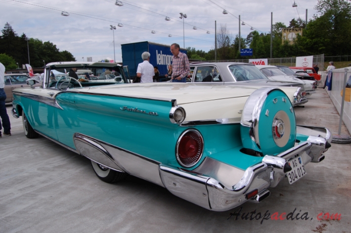 Ford Fairlane 2nd generation 1957-1959 (1959 Fairlane 500 Skyliner Coupé convertible 2d),  left rear view