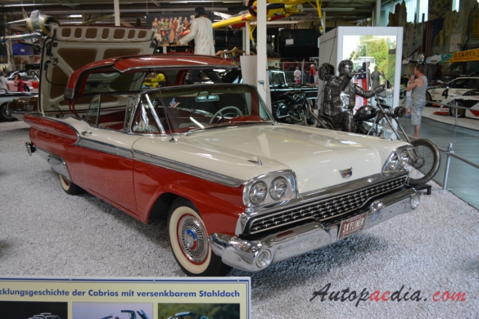 Ford Fairlane 2nd generation 1957-1959 (1959 Fairlane 500 Skyliner Coupé convertible 2d), right front view