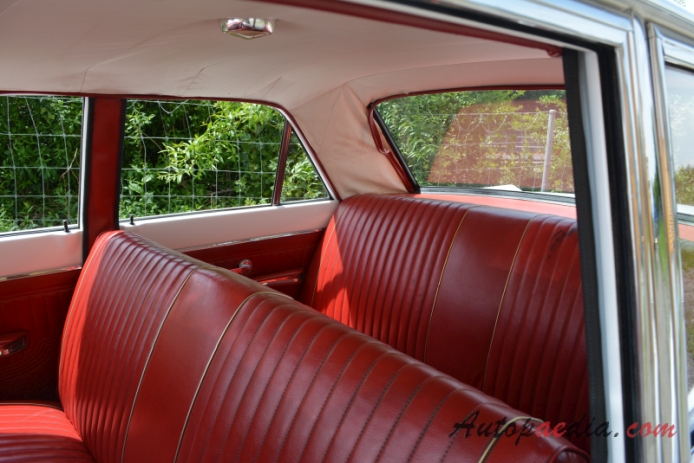 Ford Fairlane 4th generation 1962-1965 (1963 500 sedan 4d), interior