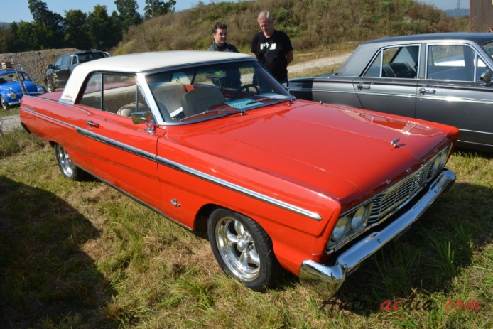 Ford Fairlane 4th generation 1962-1965 (1965 Fairlane 500 Sports Coupé 289 hardtop 2d), right front view