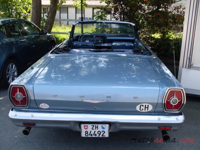 Ford Galaxie 3. generacja 1965-1968 (1965 Galaxie 500 cabriolet 2d), tył