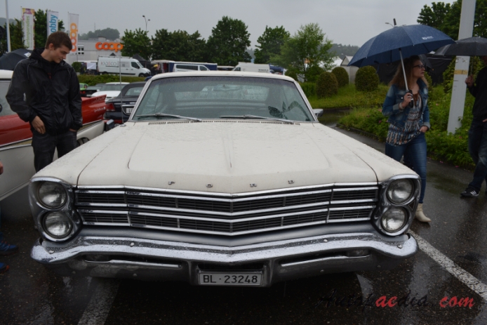 Ford Galaxie 3rd generation 1965-1968 (1967 Galaxie 500 hardtop 2d), front view