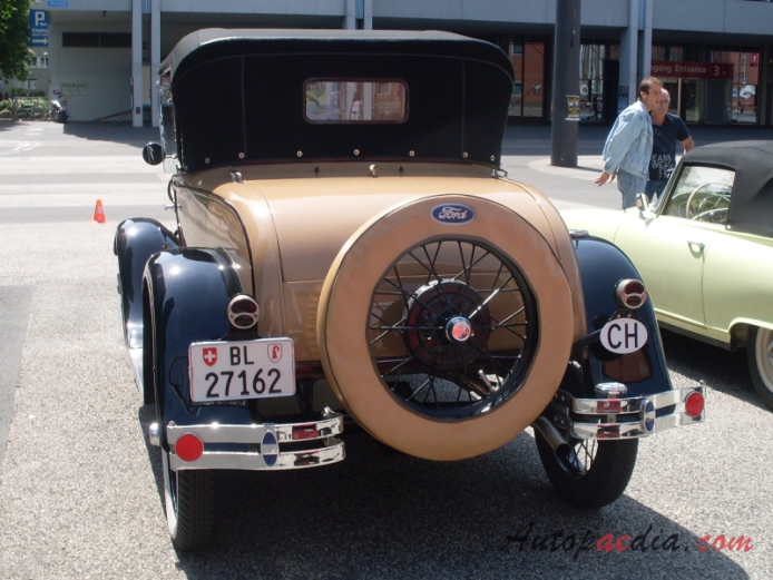 Ford Model A 1927-1931 (1929 roadster 2d), rear view