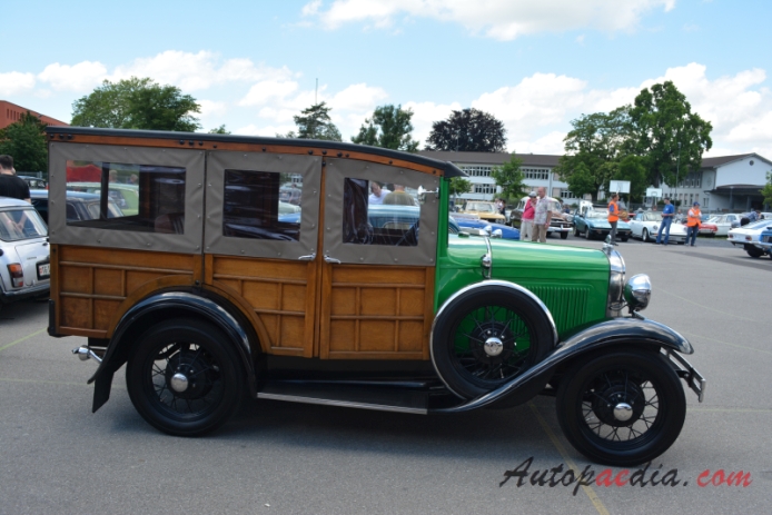 Ford Model A 1927-1931 (1931 typ 150 B woody wagon 4d), prawy bok