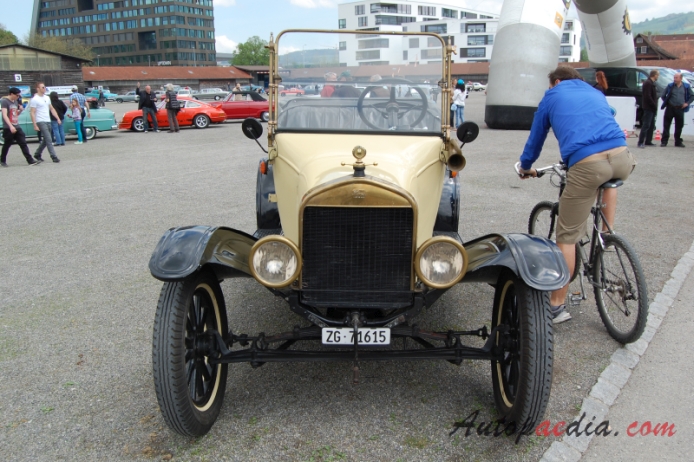 Ford Model T 1908-1927 (1921 touring 4d), front view