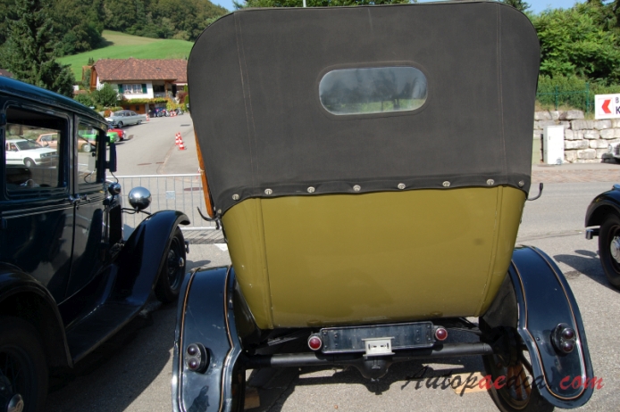 Ford Model T 1908-1927 (1923 touring), tył