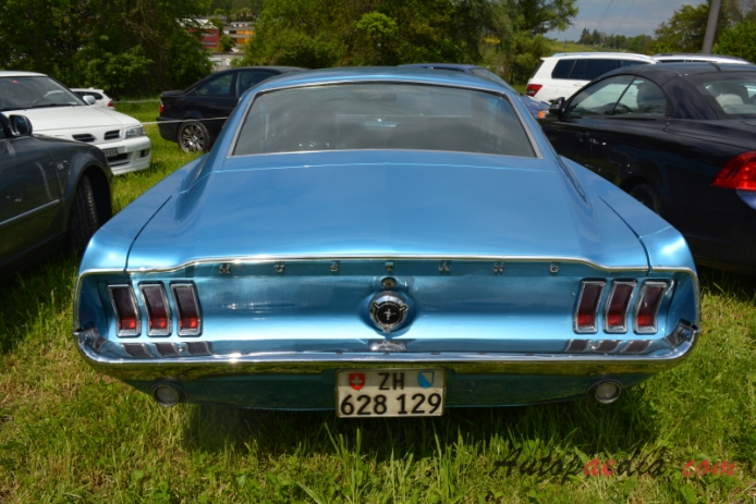Ford Mustang 1st generation 1964-1973 (1967 Fastback), rear view