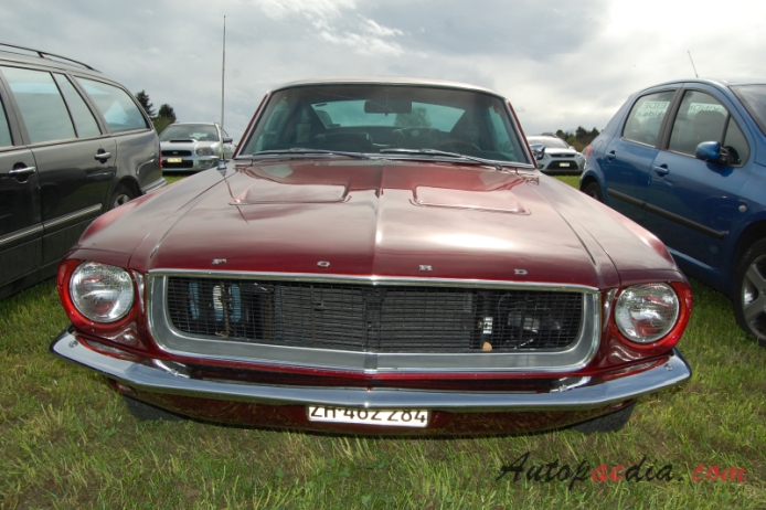 Ford Mustang 1st generation 1964-1973 (1967 Fastback GT), front view