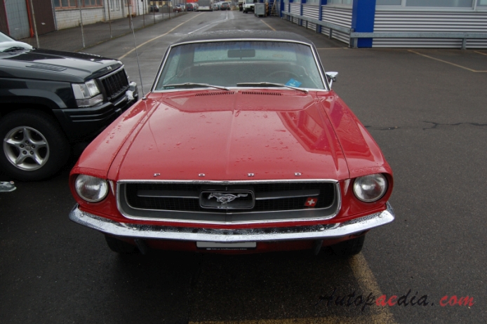 Ford Mustang 1st generation 1964-1973 (1967 hardtop), front view