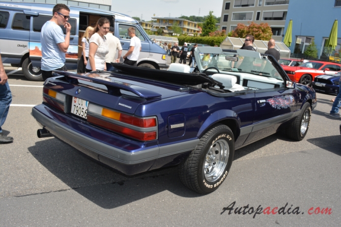 Ford Mustang 3rd generation 1979-1993 (1983-1986 cabriolet 2d), right rear view