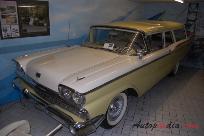 Ford Ranch Wagon 1st generation 1952-1962 (1959 estate 3d), right front view