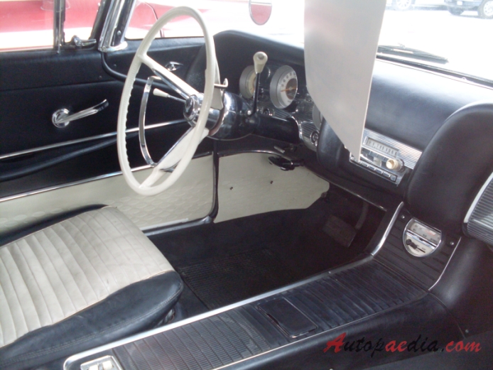 Ford Thunderbird 2nd generation 1958-1960 (1959 hardtop Coupé 2d), interior