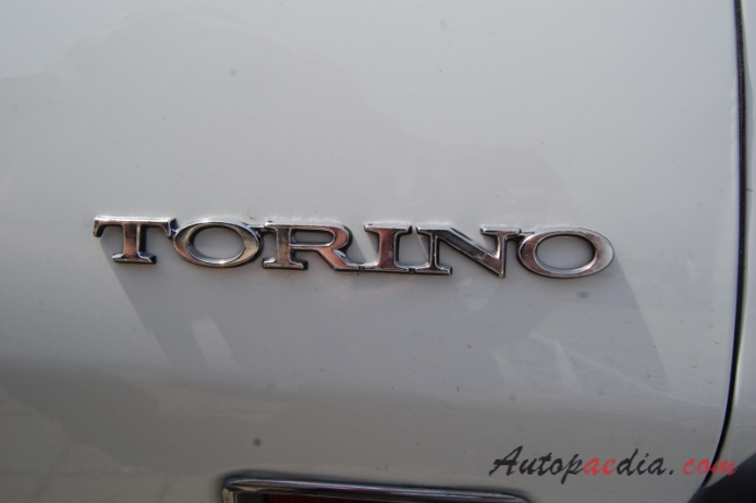Ford Torino 1968-1976 (1970 Brougham fastback), emblemat bok 