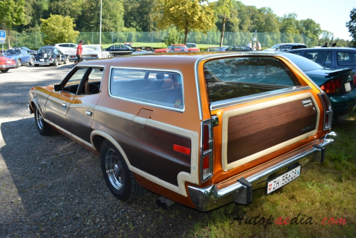 Ford Torino 1968-1976 (1973 Gran Torino Squire station wagon 5d),  left rear view