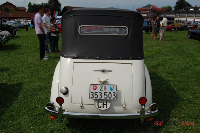 Ford Anglia 2nd generation 1949-1953 (1949 E494A tourer 2d), rear view