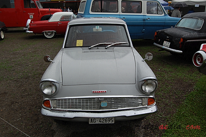 Ford Anglia 4th generation 1959-1967 (1962-1967 123E 1200 de luxe saloon 2d)