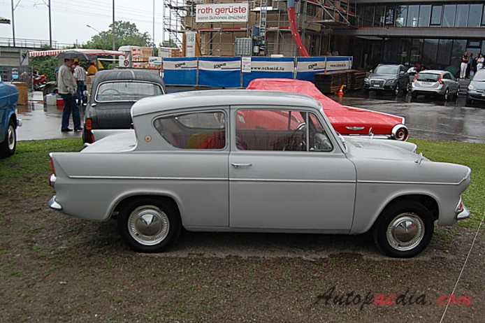 Ford Anglia 4th generation 1959-1967 (1962-1967 123E 1200 de luxe saloon 2d)