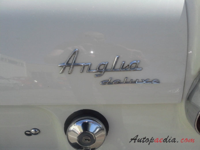 Ford Anglia 4th generation 1959-1967 (deLuxe saloon 2d), rear emblem  