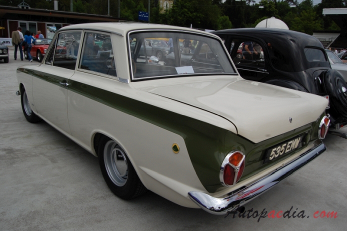 Ford Cortina Mk I 1962-1966 (1962-1964 Mk Ia Lotus Cortina sedan 2d),  left rear view