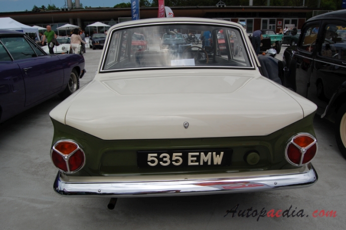 Ford Cortina Mk I 1962-1966 (1962-1964 Mk Ia Lotus Cortina sedan 2d), rear view