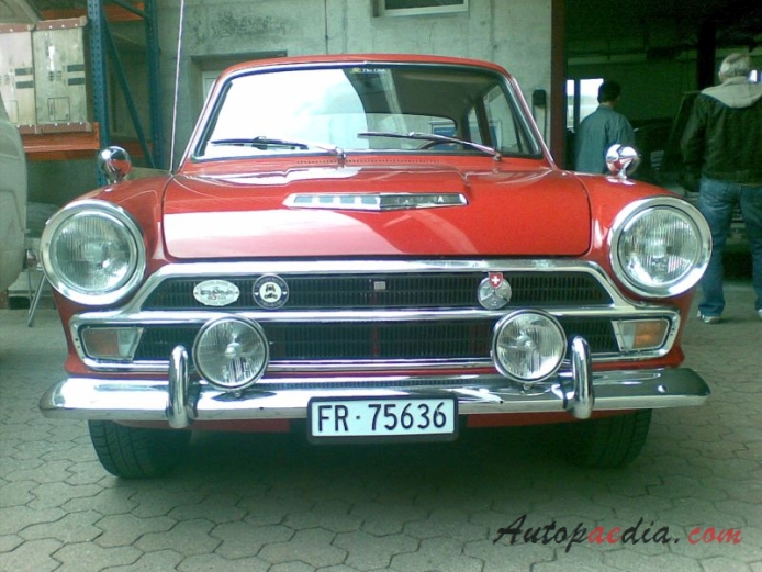 Ford Cortina Mk I 1962-1966 (1964-1966 Mk Ib GT Deluxe), przód
