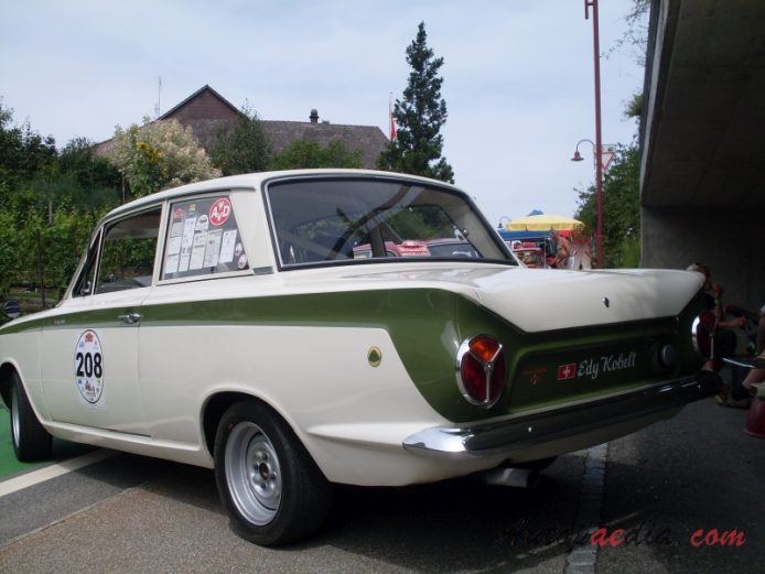 Ford Cortina Mk I 1962-1966 (1964 Mk Ia Lotus Cortina sedan 2d),  left rear view
