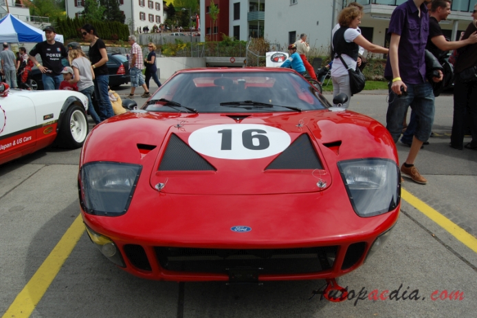 Ford GT40 1965-1968 (1969), front view
