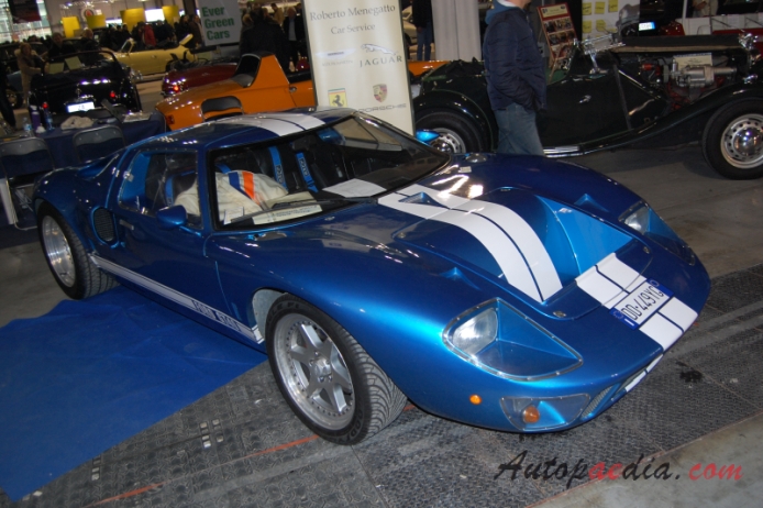 Ford GT40 1965-1968 (replica), right front view