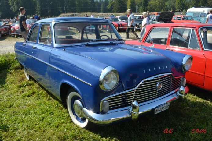 Ford Zephyr Mark II 1956-1962 (sedan 4d), right front view