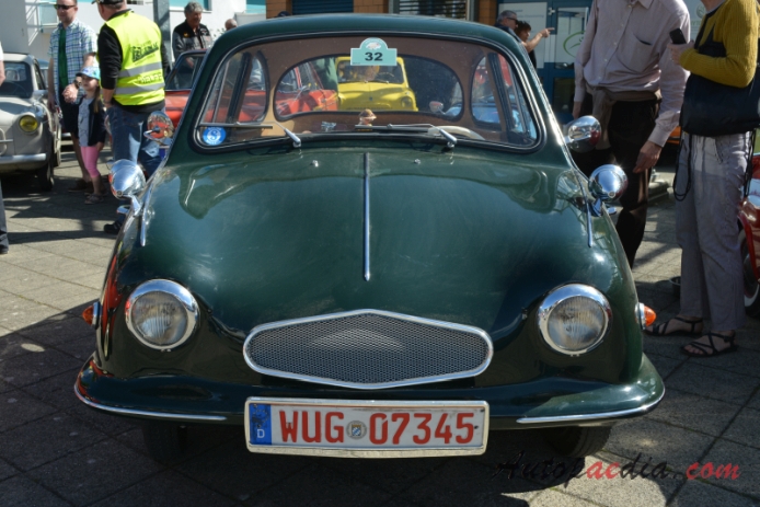 Fuldamobil 1950-1969 (1960 S7 200ccm), przód