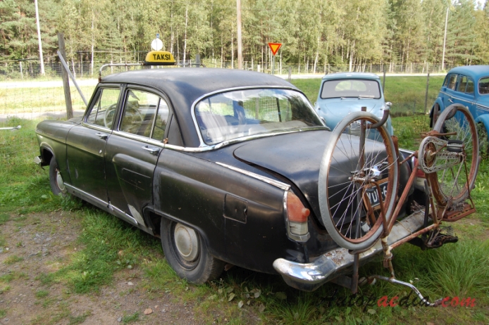 GAZ M-21 Volga 3rd series 1962-1970 (sedan 4d),  left rear view