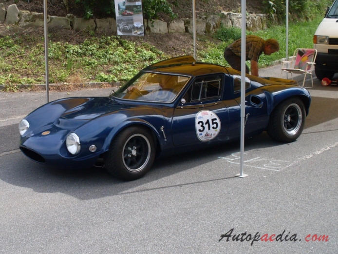 Ginetta G12 1966-1968 (1967), left front view