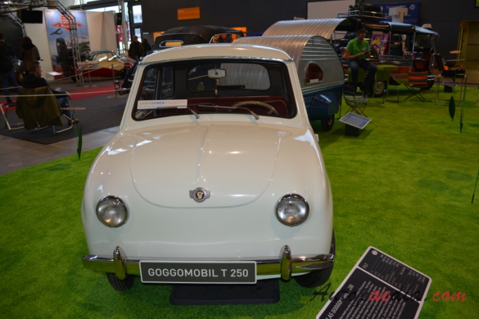 Glas Goggomobil T 1955-1969 (1967 250), przód