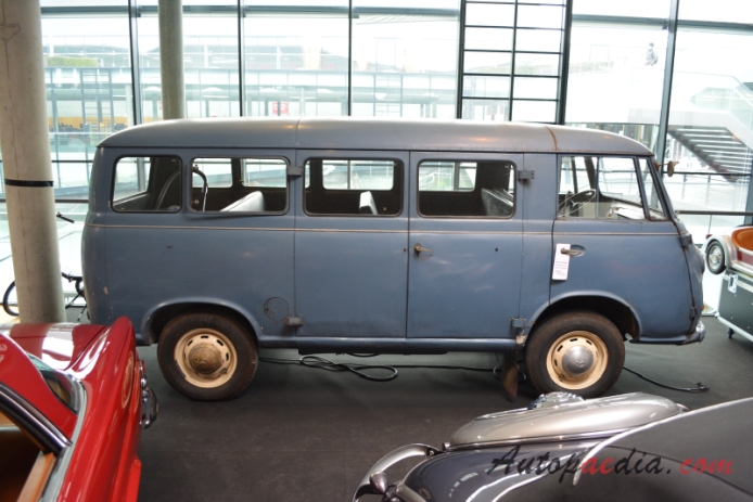 Goliath Express 1953-1961 (1956 Luxus-Bus), prawy bok