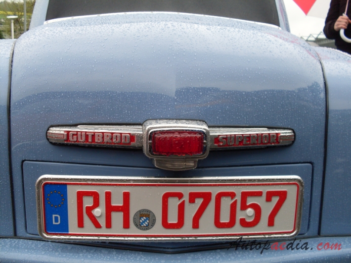 Gutbrod Superior 700E 1950-1954 (1927), rear emblem  