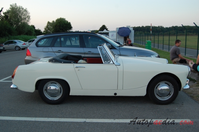 Austin-Healey Sprite MkIII 1964-1966, right side view