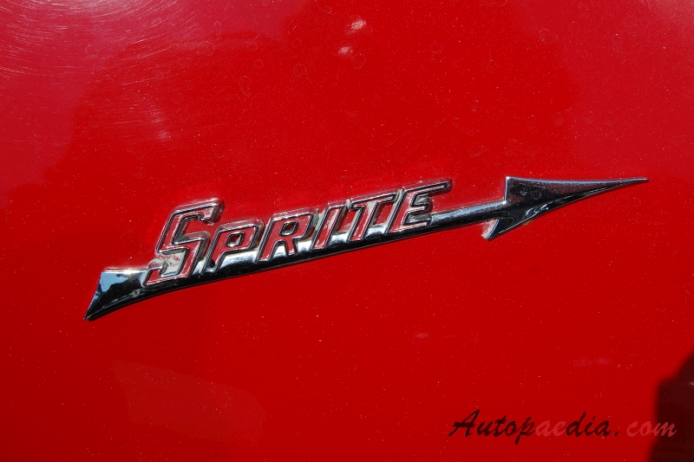 Austin-Healey Sprite MkI (Frog Eye, Bug-Eye) 1958-1961, emblemat tył 