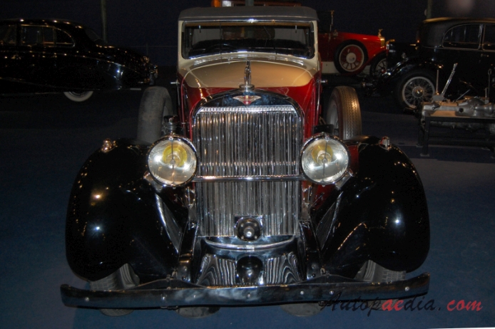 Hispano Suiza J12 1931-1938 (1933 cabriolet 4d), front view