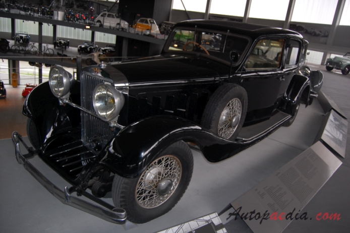 Hispano Suiza K6 1932-1937 (1937 Saloon 4d), left front view
