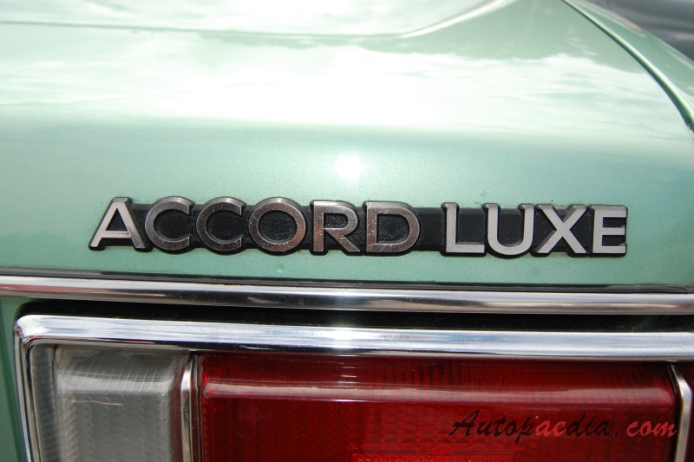 Honda Accord 1st generation (Series SJ-SM) 1976-1981 (1979 1600ccm LUXE sedan 4d), rear emblem  