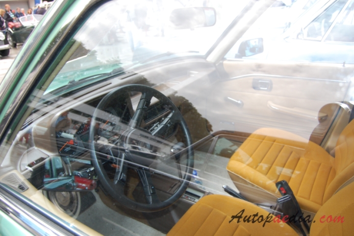 Honda Accord 1st generation (Series SJ-SM) 1976-1981 (1979 1600ccm LUXE sedan 4d), interior