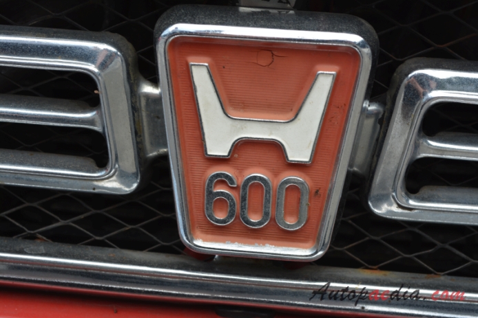 Honda/N600 1967-1972 (1971 Touring), emblemat przód 