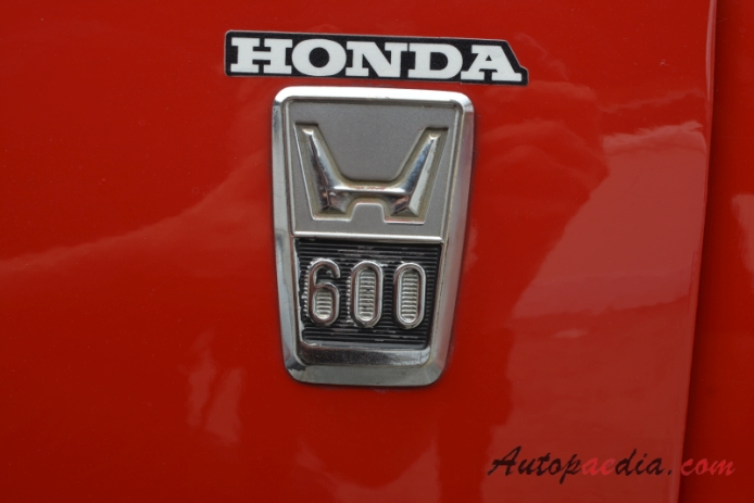 Honda/N600 1967-1972 (1971 Touring), emblemat bok 