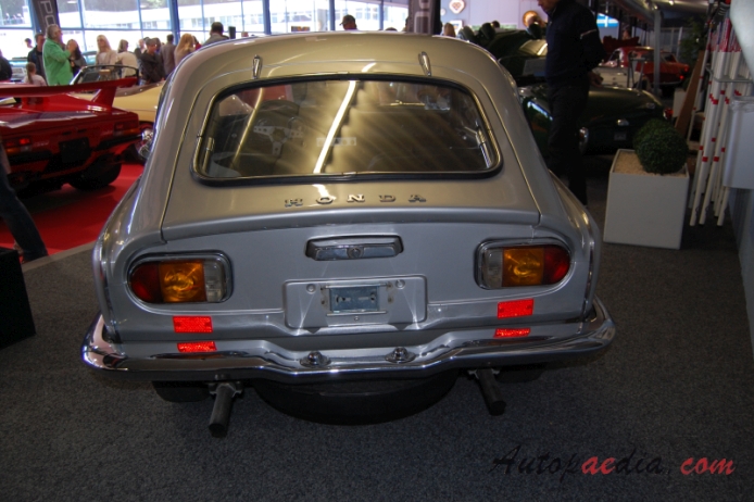 Honda S800 1966-1970 (1969 Coupé 2d), tył
