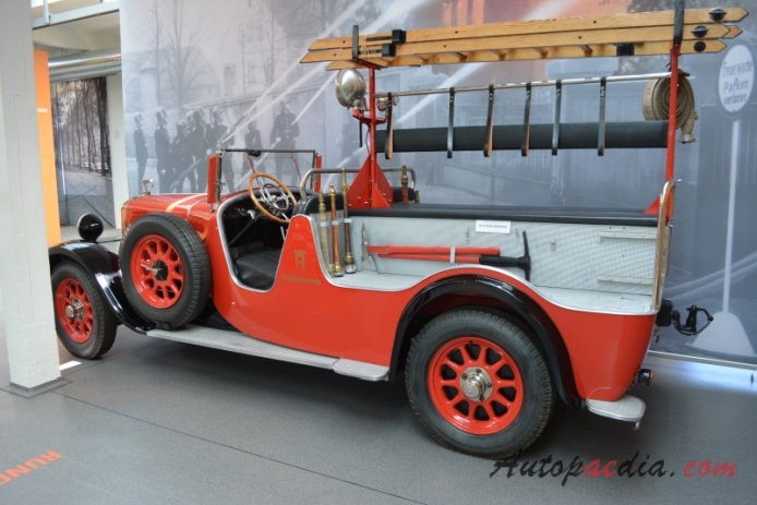 Horch 8 1926-1935 (1927 Horch 303 wóz strażacki), lewy bok