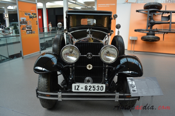 Horch 8 1926-1935 (1929 Horch 350 Pullman limuzyna 4d), przód
